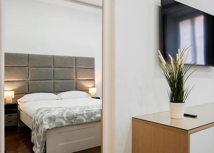 Montebello Style Апартаменты *